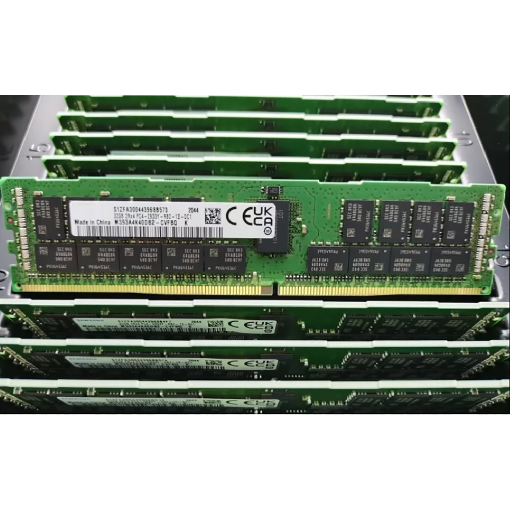 1Pcs M393A4K40DB2-CVF 32G 2933 - 32Gb 2Rx4 Pc4 2933Y recension och pris